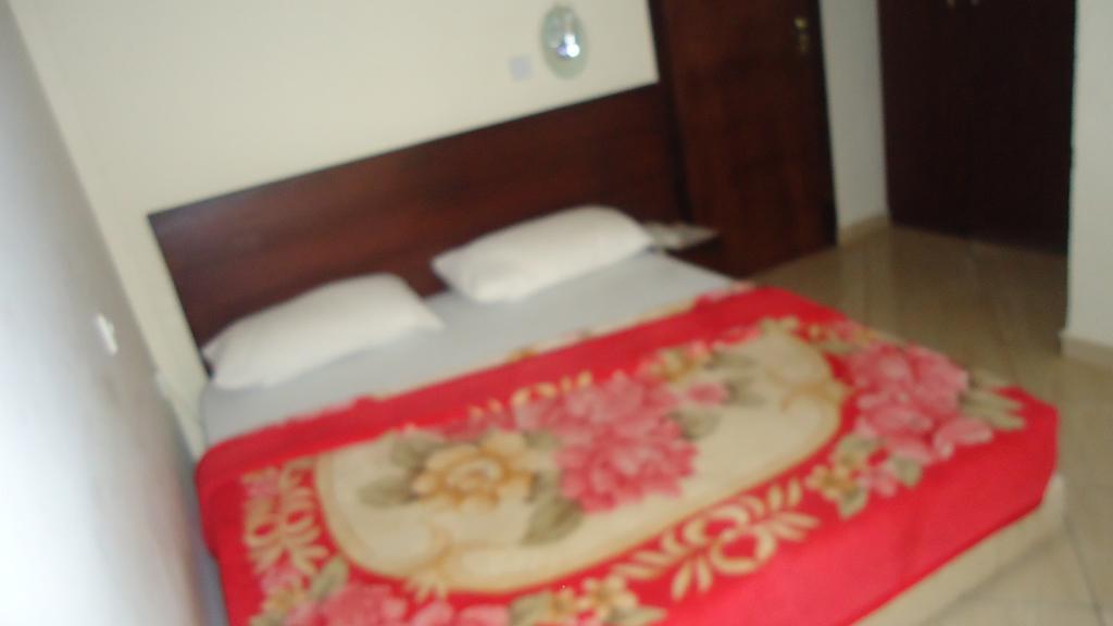 Wadoma Royale Hotel 쿠마시 객실 사진