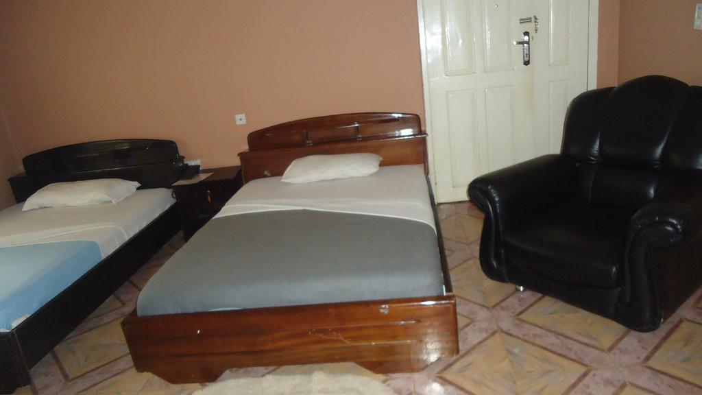 Wadoma Royale Hotel 쿠마시 객실 사진