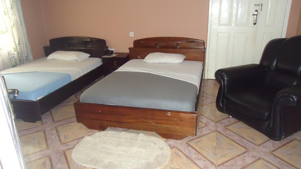 Wadoma Royale Hotel 쿠마시 객실 사진