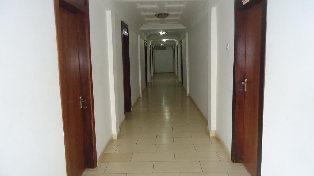 Wadoma Royale Hotel 쿠마시 외부 사진