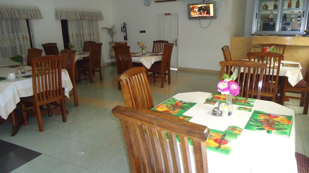 Wadoma Royale Hotel 쿠마시 외부 사진